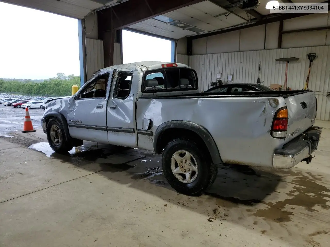 2000 Toyota Tundra Access Cab VIN: 5TBBT441XYS034104 Lot: 56074735