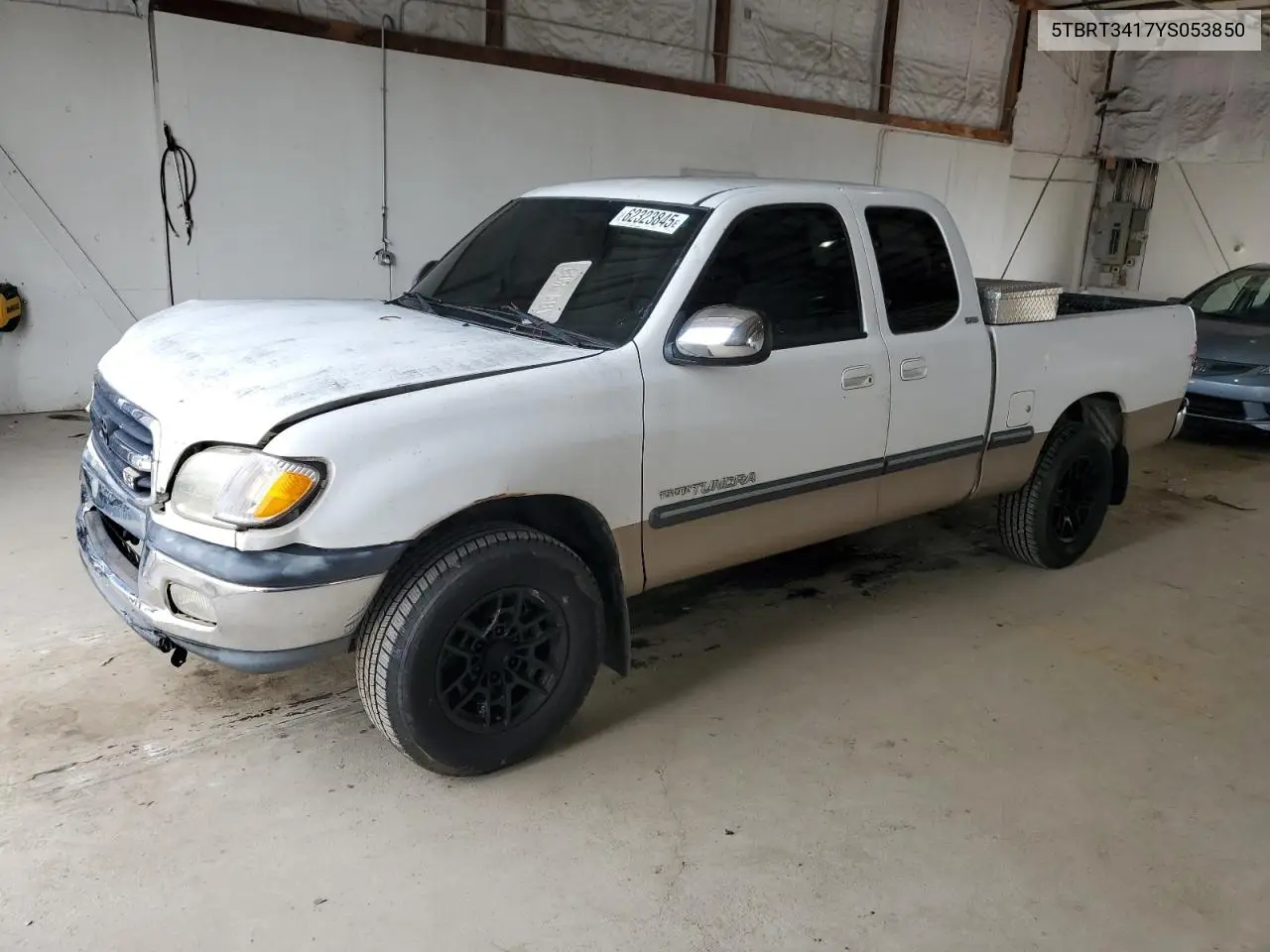 2000 Toyota Tundra Access Cab VIN: 5TBRT3417YS053850 Lot: 62323845