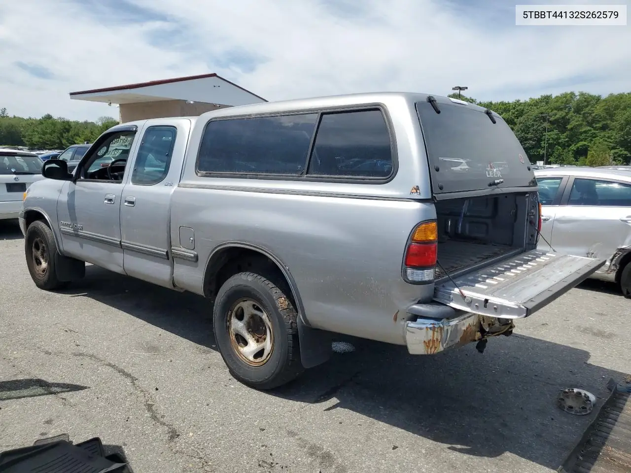 2002 Toyota Tundra Access Cab VIN: 5TBBT44132S262579 Lot: 62746265