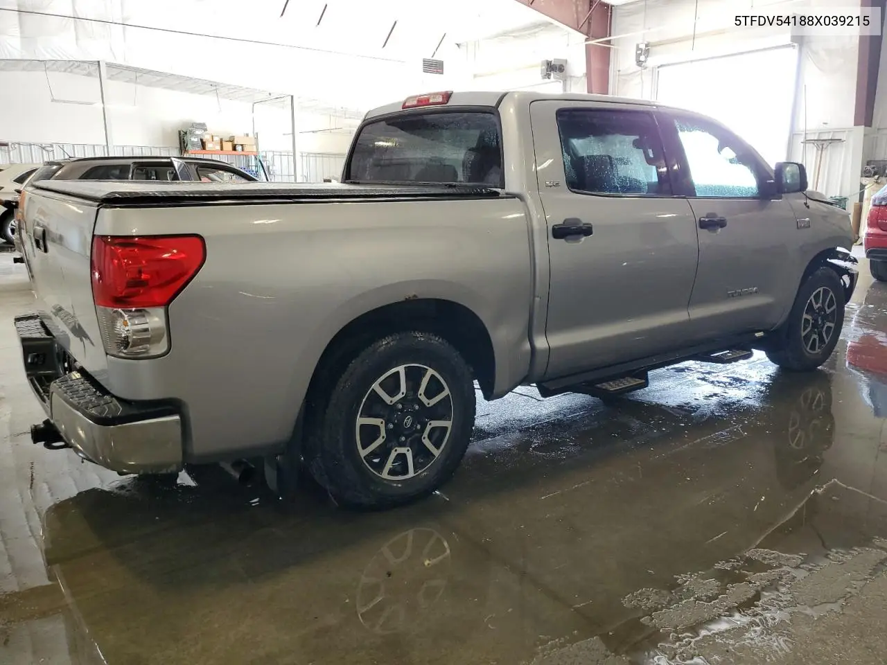 2008 Toyota Tundra Crewmax VIN: 5TFDV54188X039215 Lot: 63021715