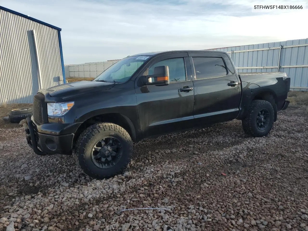 2011 Toyota Tundra Crewmax Limited VIN: 5TFHW5F14BX186666 Lot: 45884745
