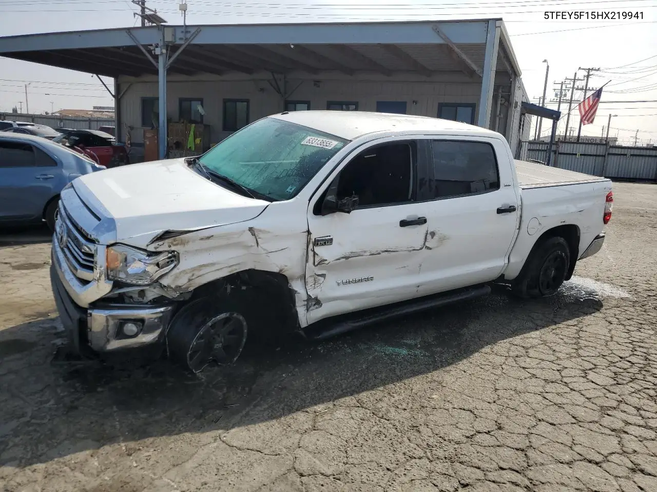2017 Toyota Tundra Crewmax Sr5 VIN: 5TFEY5F15HX219941 Lot: 63313655