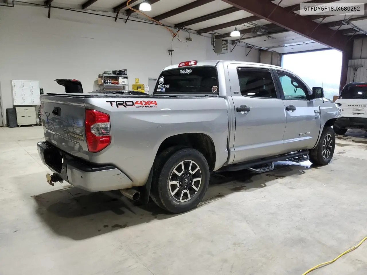 2018 Toyota Tundra Crewmax Sr5 VIN: 5TFDY5F18JX680262 Lot: 56715115