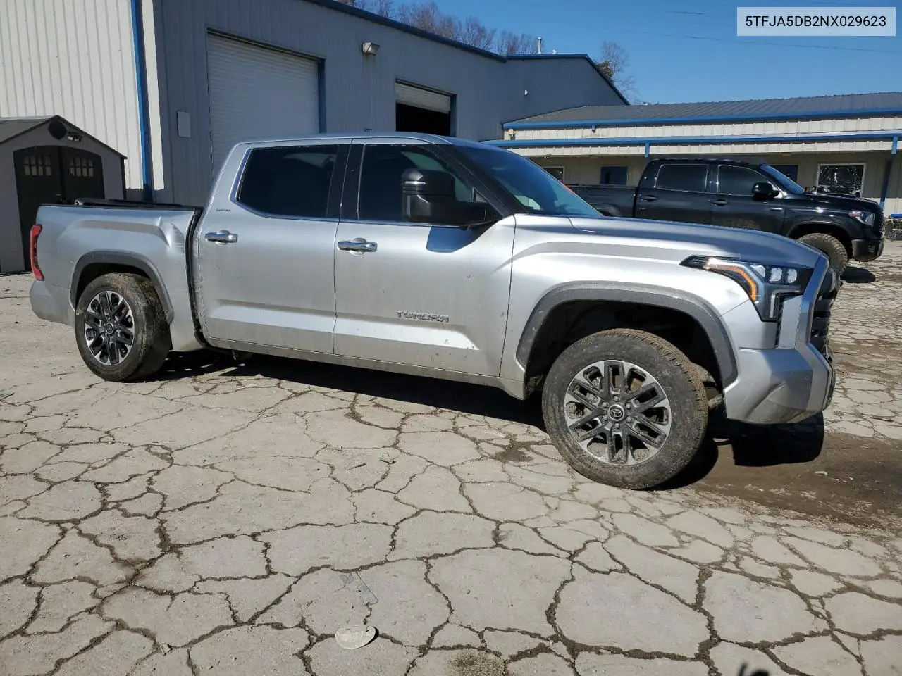 2022 Toyota Tundra Crewmax Limited VIN: 5TFJA5DB2NX029623 Lot: 44953575