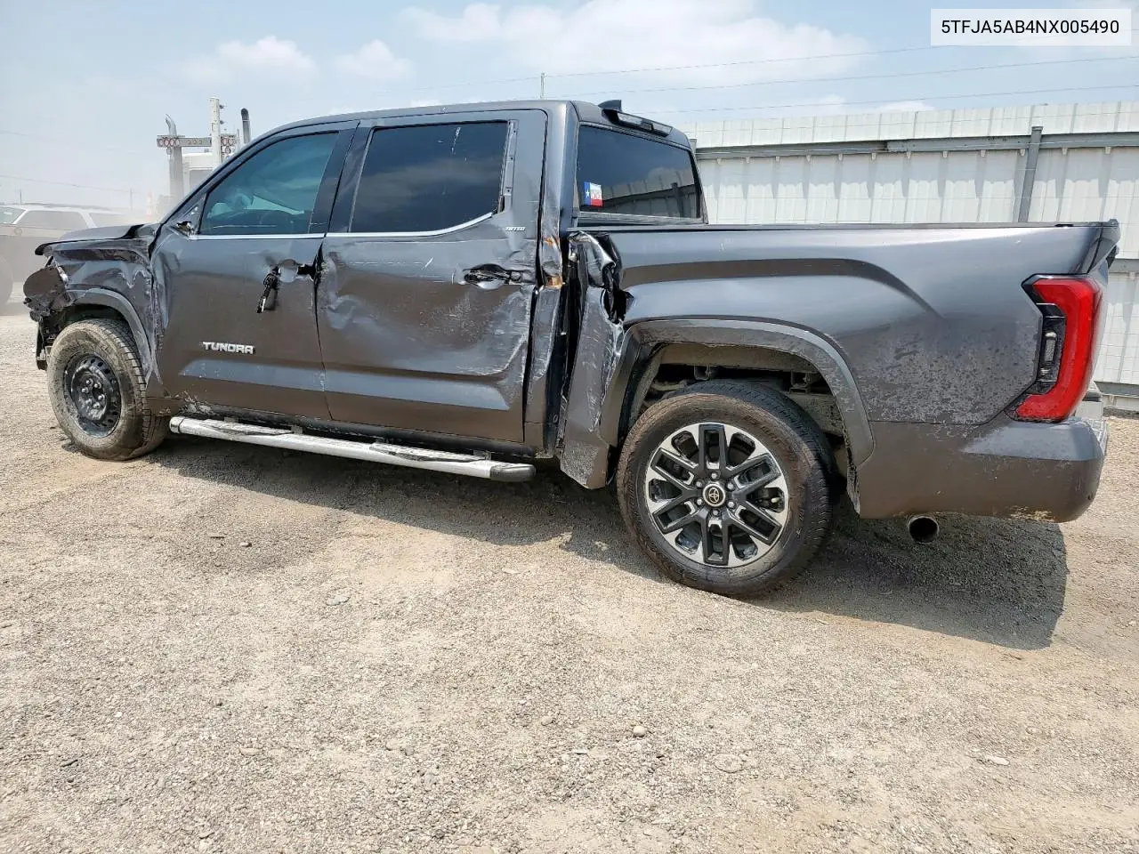 2022 Toyota Tundra Crewmax Limited VIN: 5TFJA5AB4NX005490 Lot: 57587195