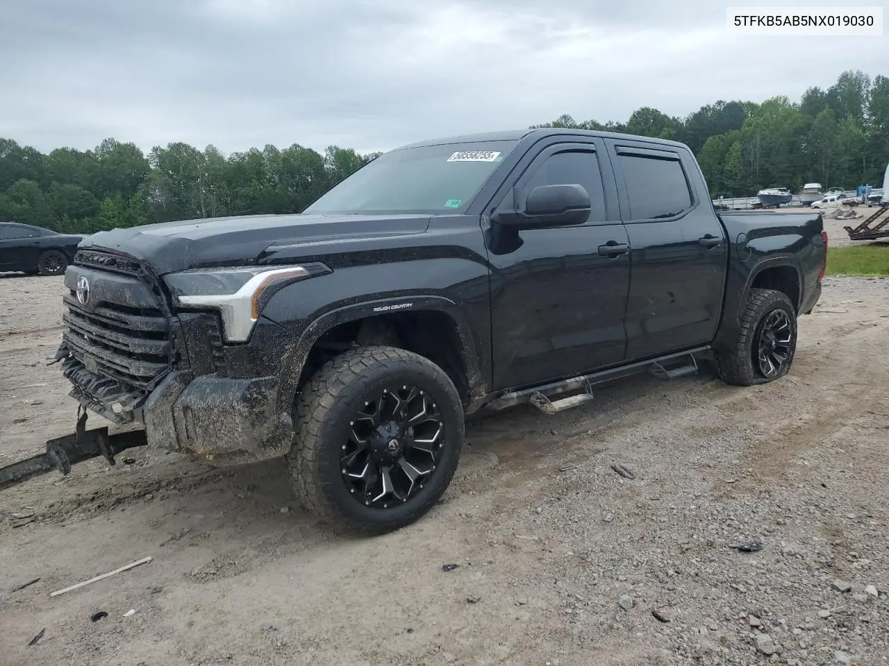 2022 Toyota Tundra Crewmax Sr VIN: 5TFKB5AB5NX019030 Lot: 58558255