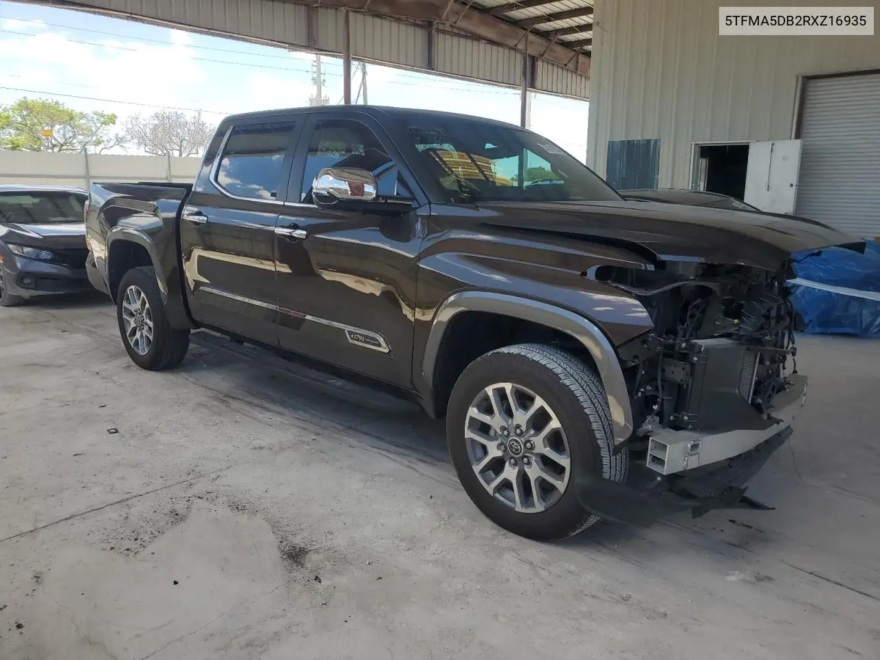 2024 Toyota Tundra Crewmax Platinum VIN: 5TFMA5DB2RXZ16935 Lot: 55741995