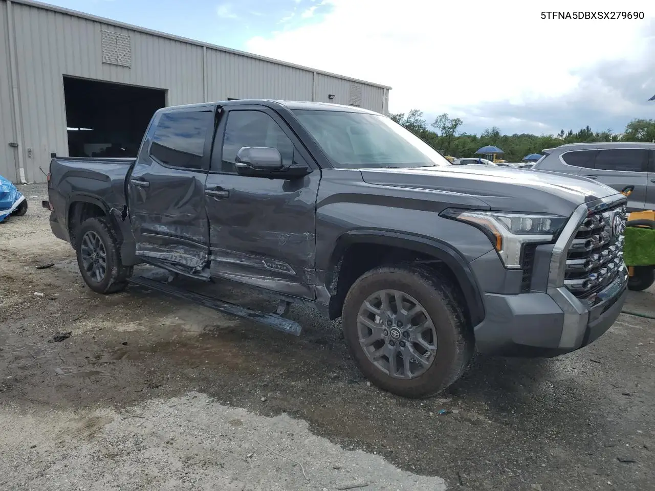 2025 Toyota Tundra Crewmax Platinum VIN: 5TFNA5DBXSX279690 Lot: 56982785