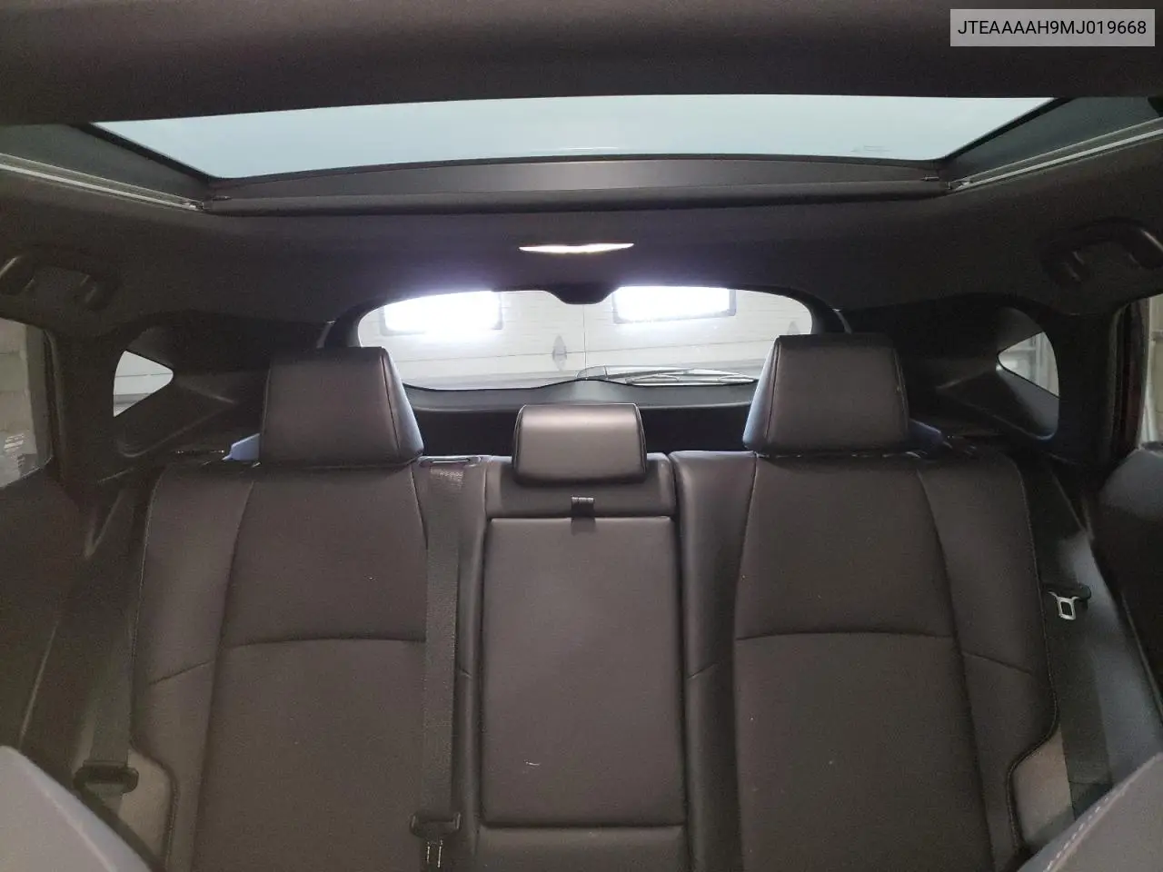 2021 Toyota Venza Le VIN: JTEAAAAH9MJ019668 Lot: 57122115
