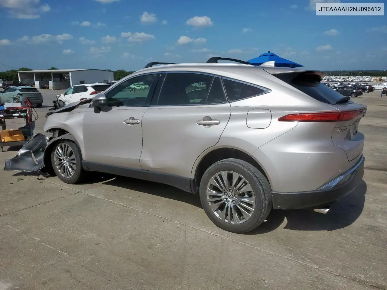 2022 Toyota Venza Le VIN: JTEAAAAH2NJ096612 Lot: 62190635