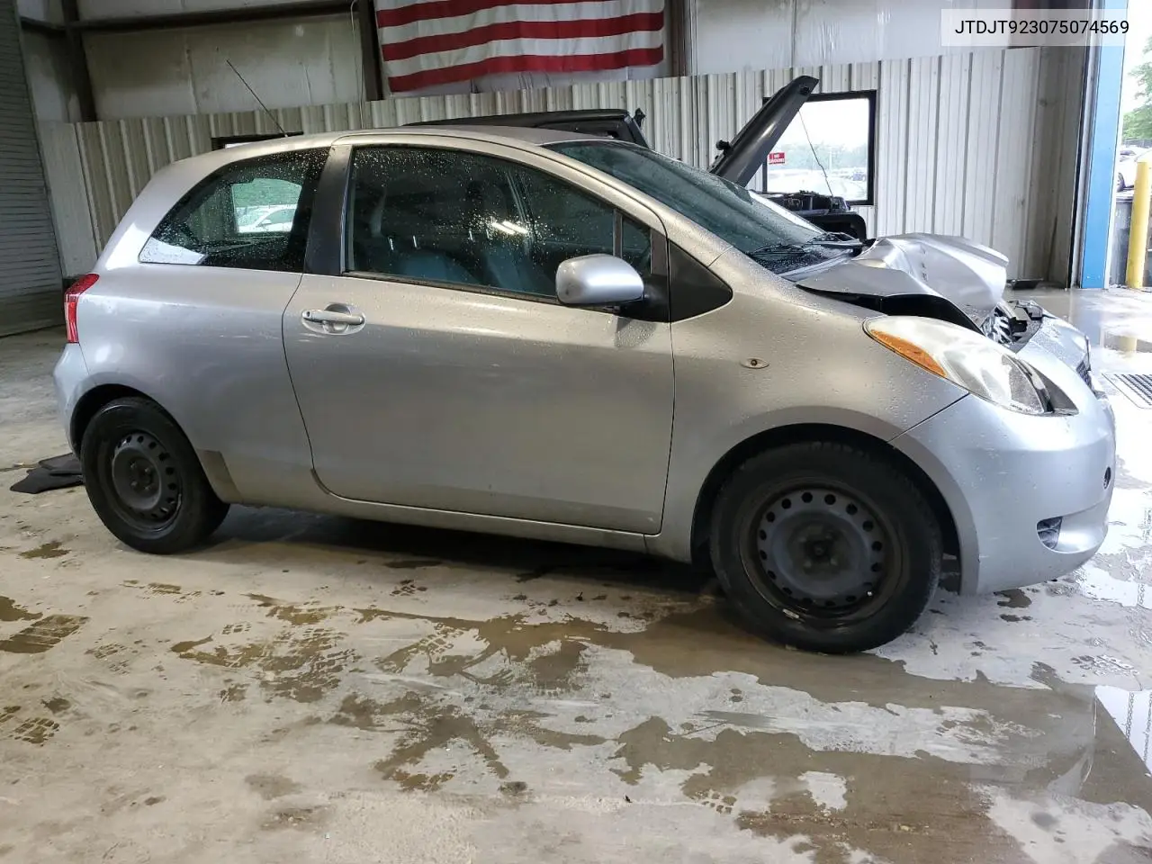 2007 Toyota Yaris VIN: JTDJT923075074569 Lot: 56207145