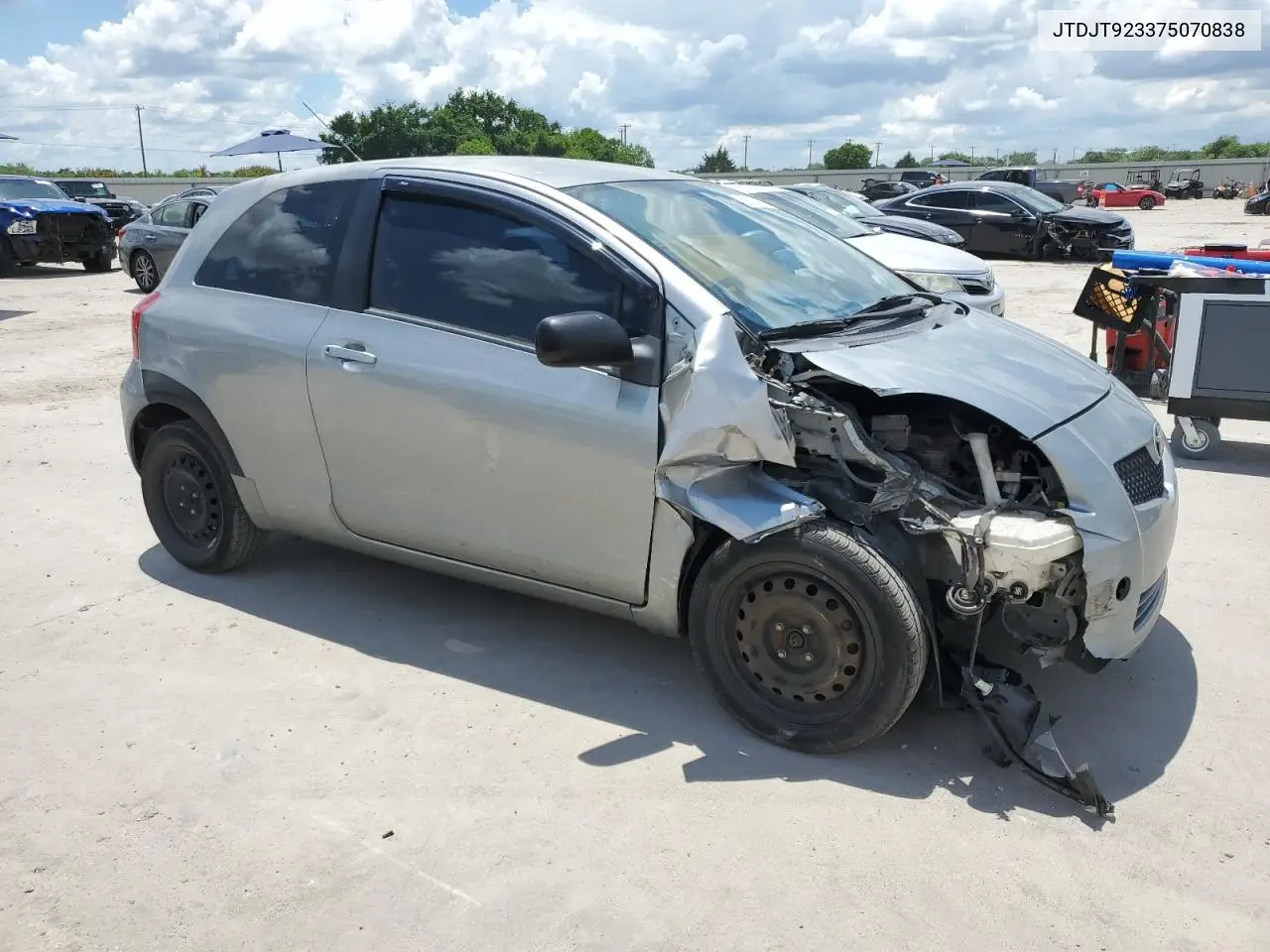 2007 Toyota Yaris VIN: JTDJT923375070838 Lot: 56234505
