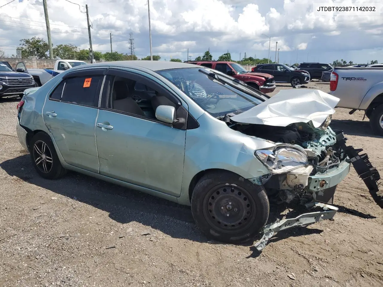 2007 Toyota Yaris VIN: JTDBT923871142032 Lot: 58248015