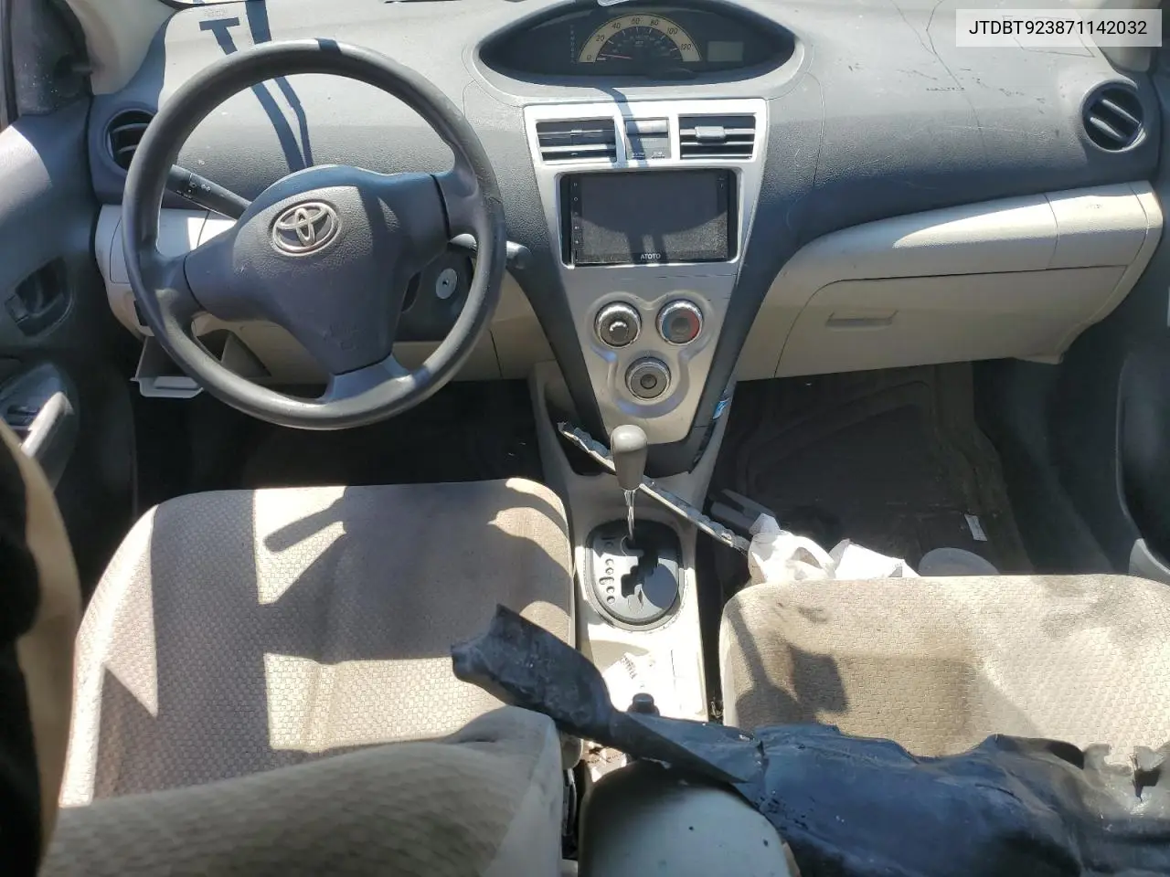 2007 Toyota Yaris VIN: JTDBT923871142032 Lot: 58248015