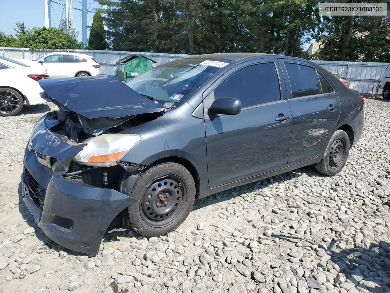 2007 Toyota Yaris VIN: JTDBT923X71088331 Lot: 62221475