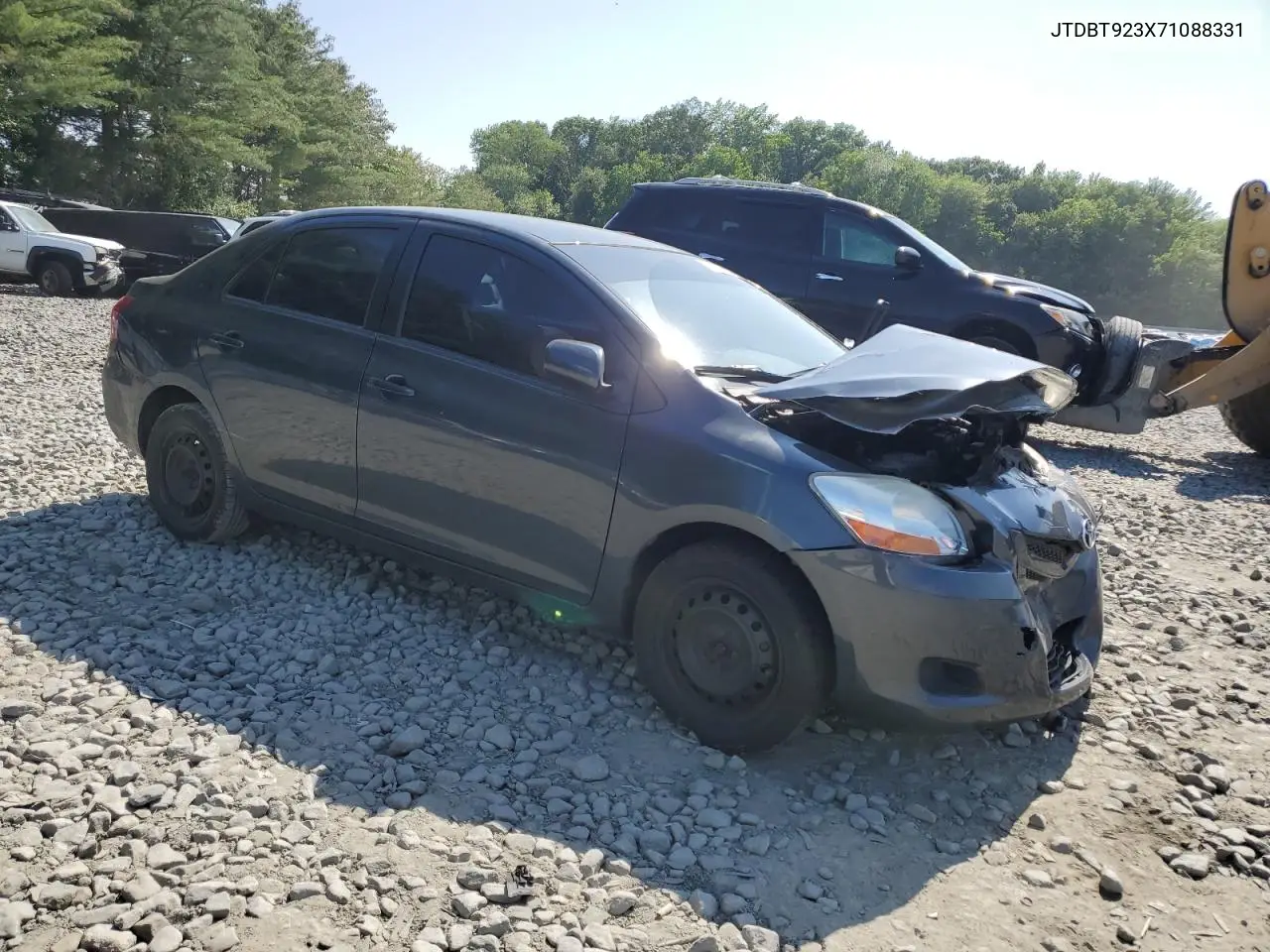 2007 Toyota Yaris VIN: JTDBT923X71088331 Lot: 62221475