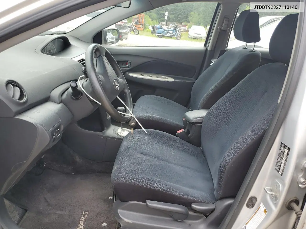 2007 Toyota Yaris VIN: JTDBT923271131401 Lot: 63266825