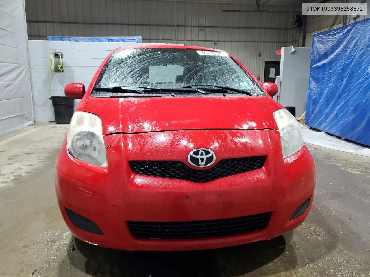 2009 Toyota Yaris VIN: JTDKT903395268572 Lot: 50135725
