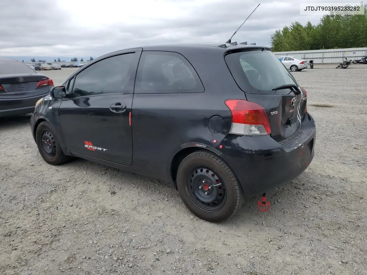 2009 Toyota Yaris VIN: JTDJT903195233282 Lot: 56242405