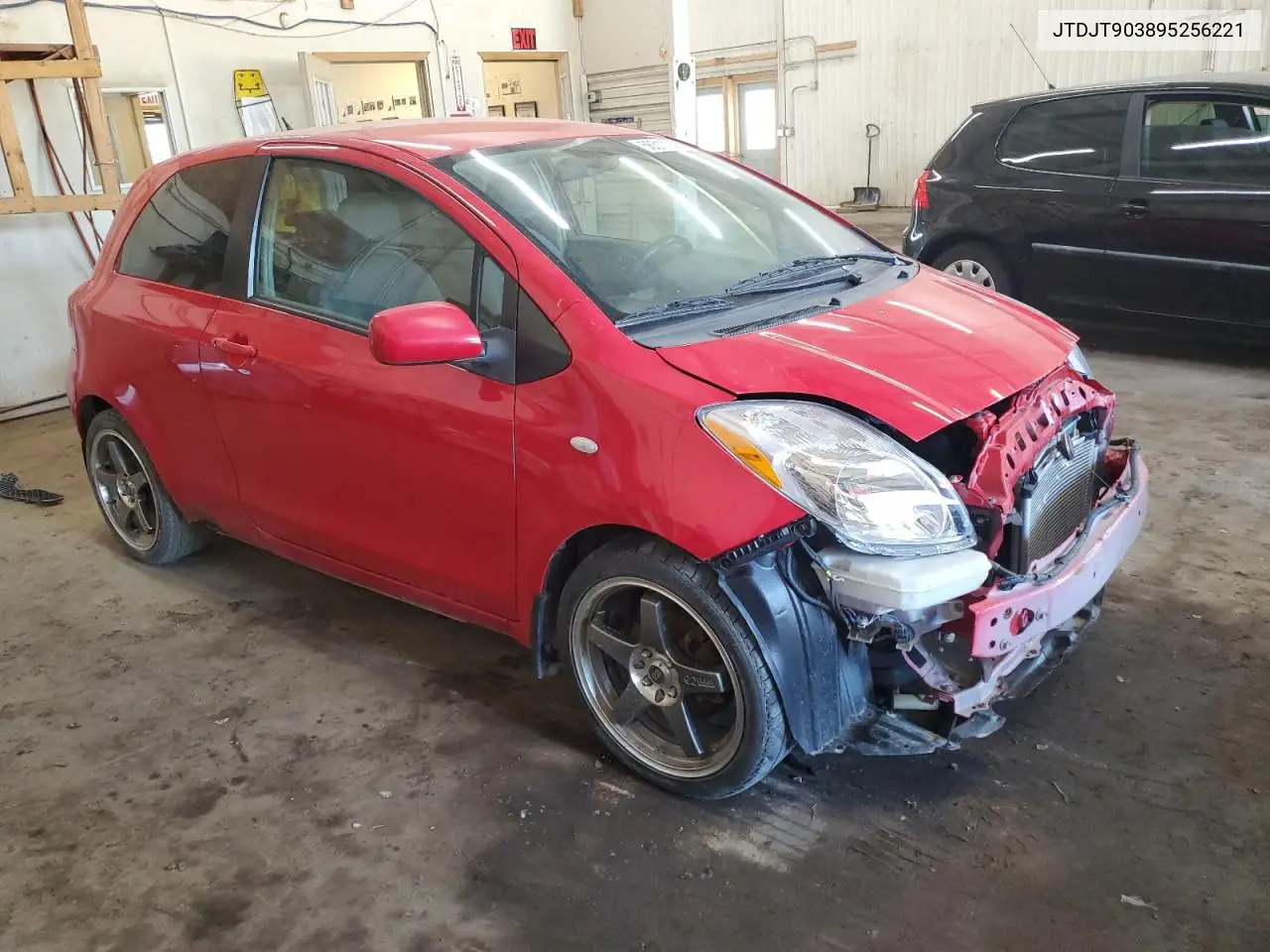 2009 Toyota Yaris VIN: JTDJT903895256221 Lot: 56316555