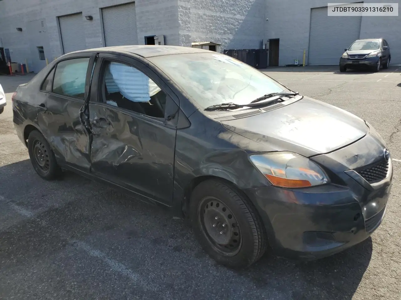 2009 Toyota Yaris VIN: JTDBT903391316210 Lot: 56999055