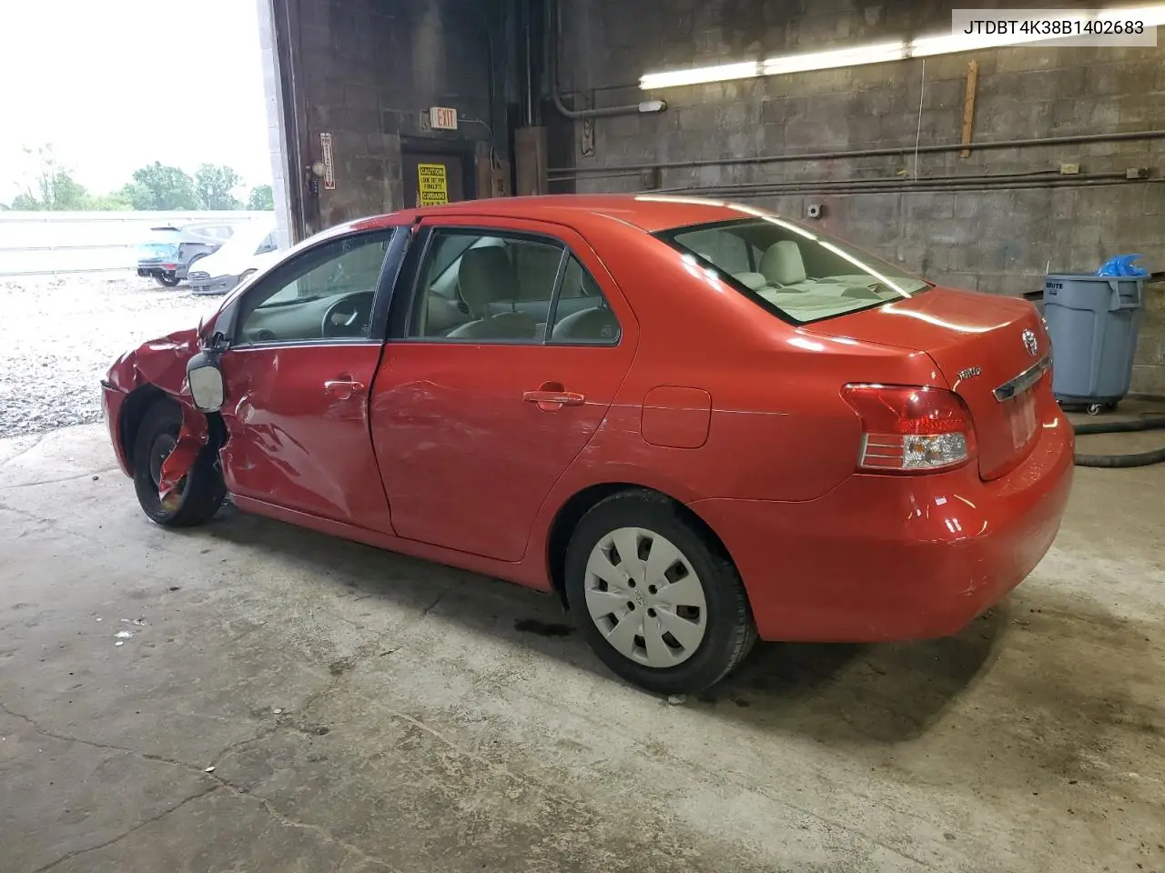 2011 Toyota Yaris VIN: JTDBT4K38B1402683 Lot: 62655255