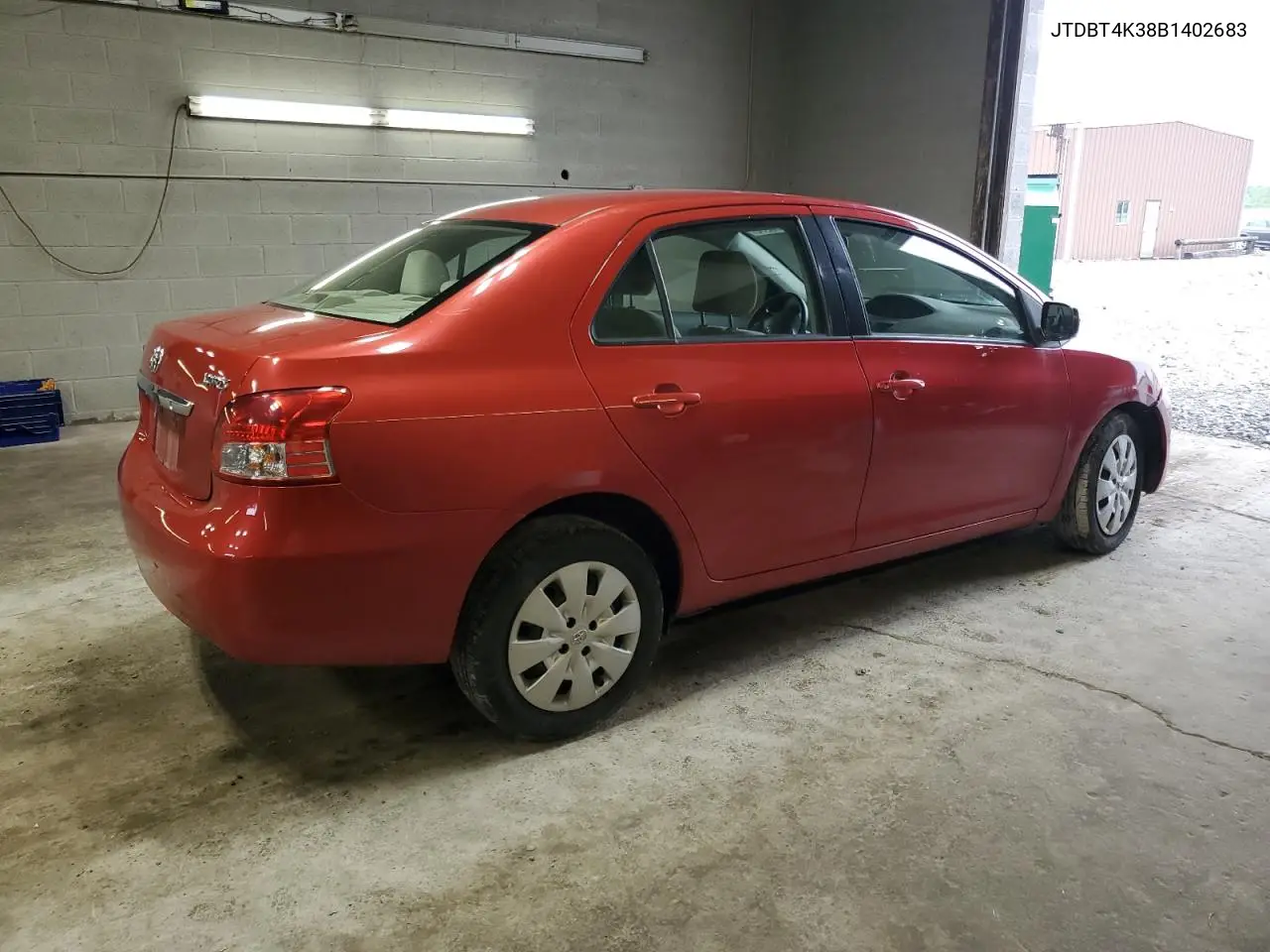2011 Toyota Yaris VIN: JTDBT4K38B1402683 Lot: 62655255
