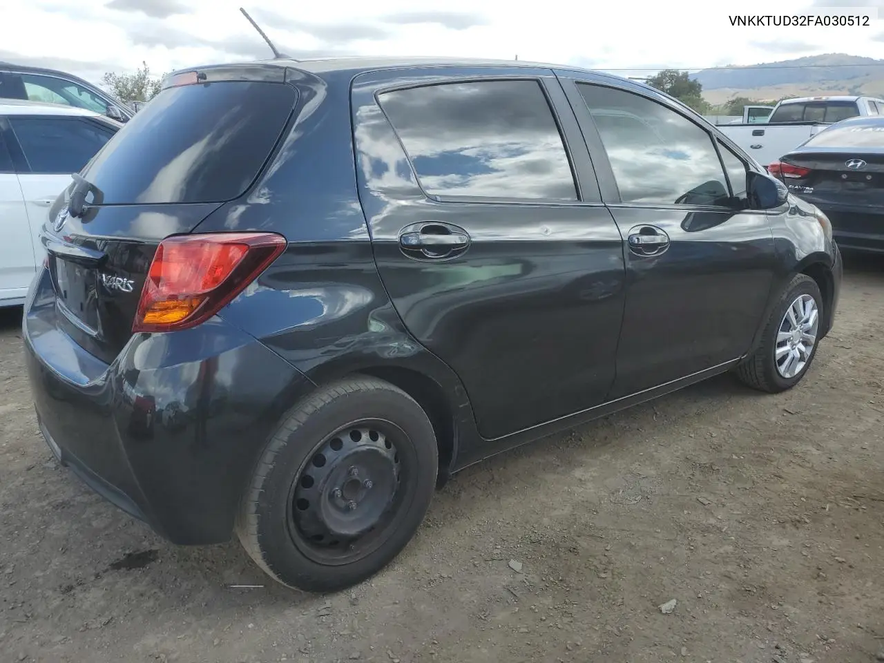 2015 Toyota Yaris VIN: VNKKTUD32FA030512 Lot: 56886685