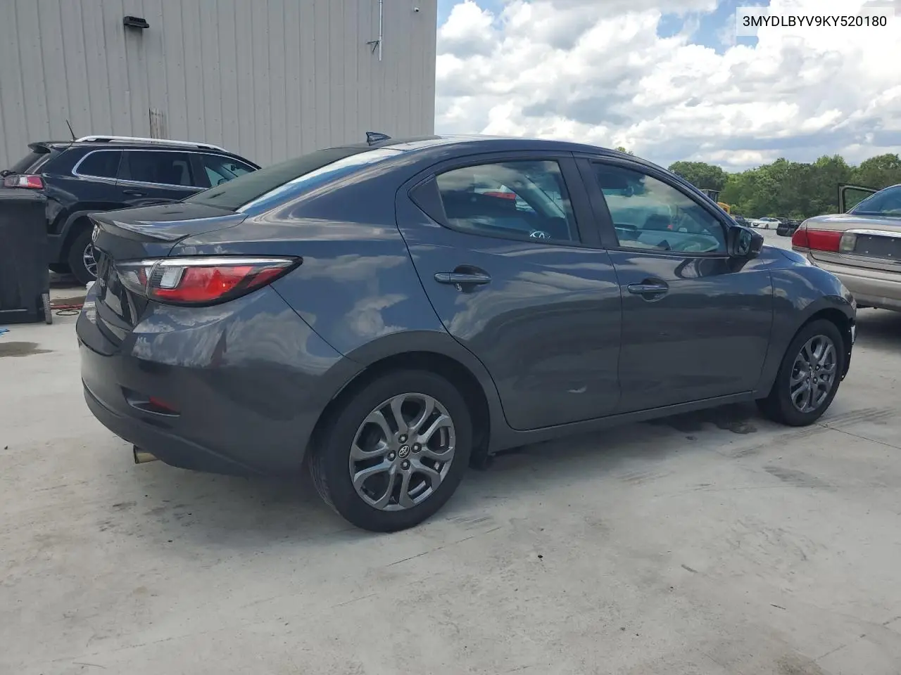 2019 Toyota Yaris L VIN: 3MYDLBYV9KY520180 Lot: 56649425