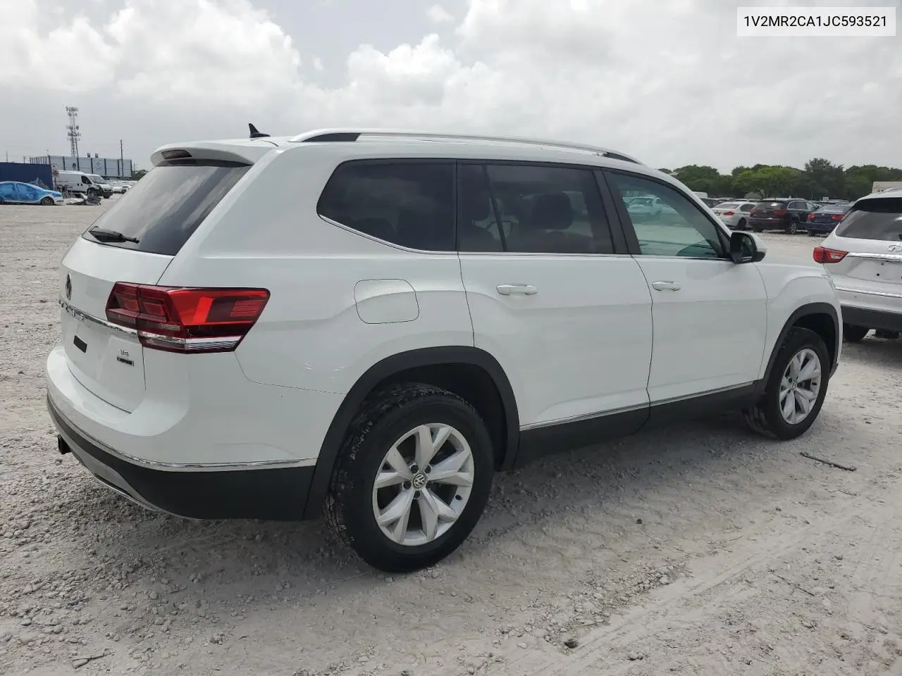 2018 Volkswagen Atlas Sel VIN: 1V2MR2CA1JC593521 Lot: 63039695
