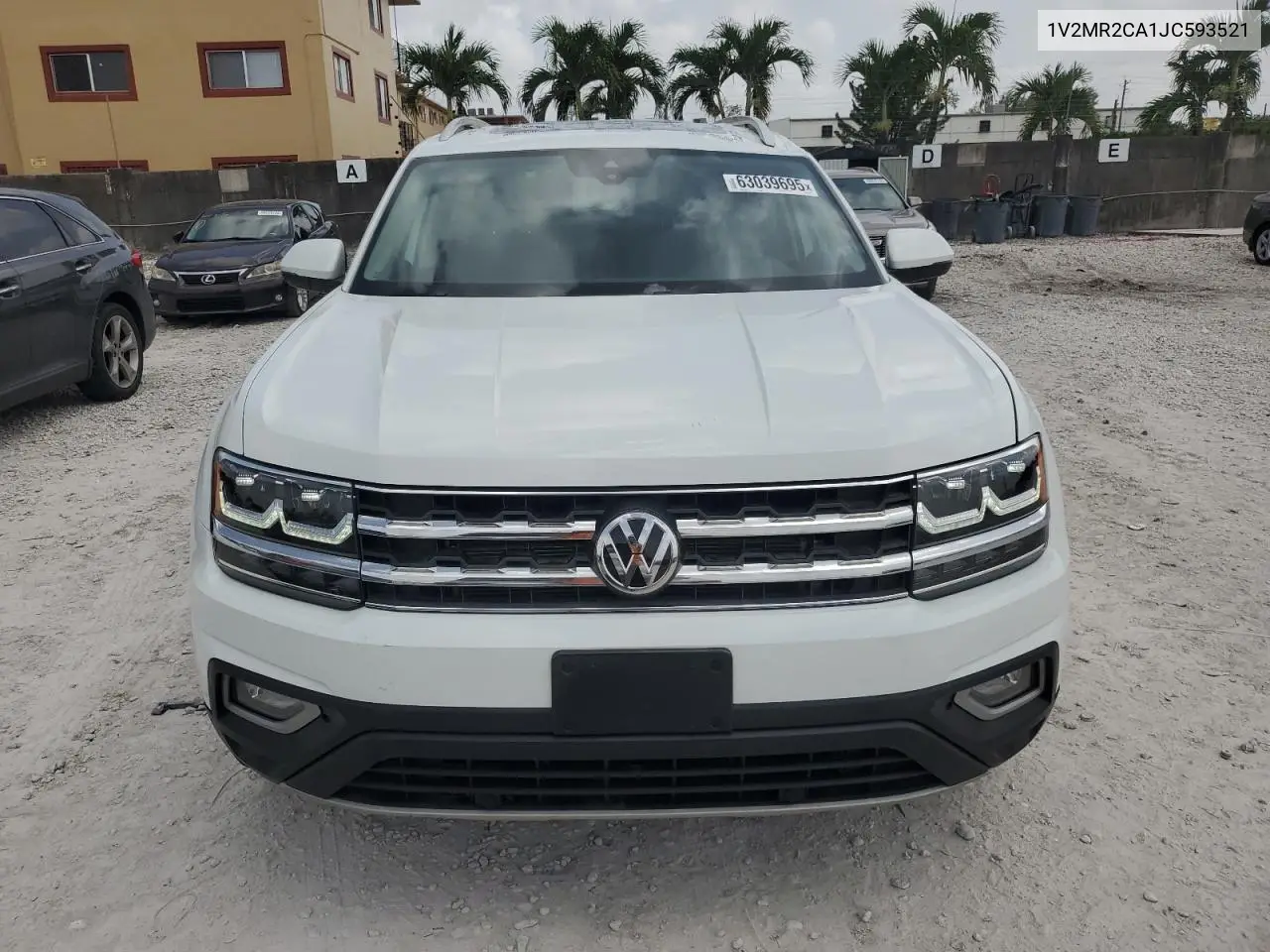 2018 Volkswagen Atlas Sel VIN: 1V2MR2CA1JC593521 Lot: 63039695