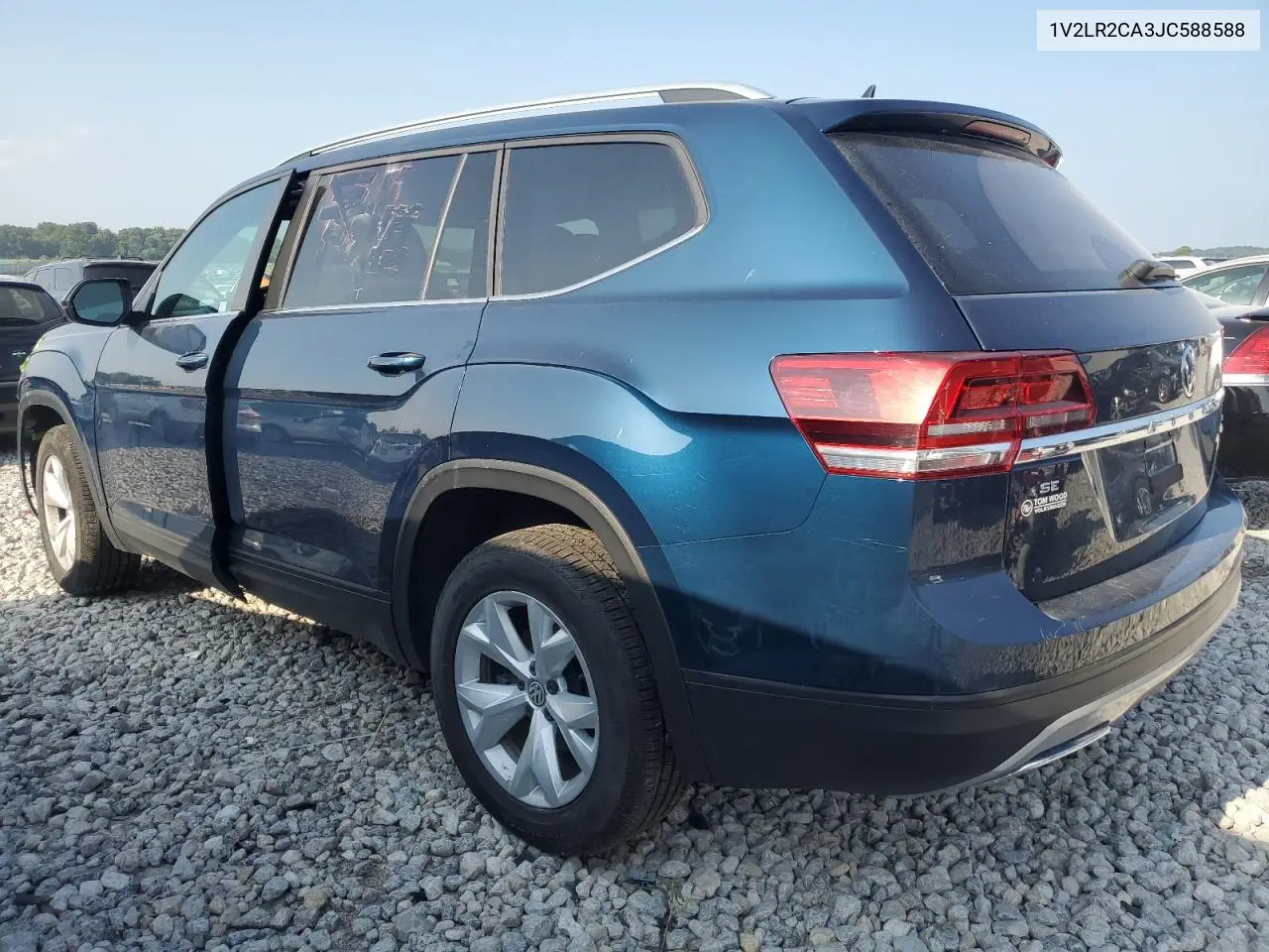 2018 Volkswagen Atlas Se VIN: 1V2LR2CA3JC588588 Lot: 65305095