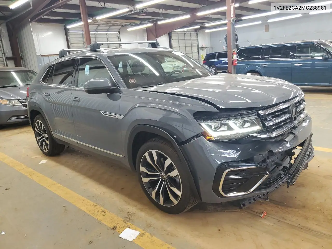 2021 Volkswagen Atlas Cross Sport Sel Premium R-Line VIN: 1V2FE2CA2MC238981 Lot: 62637875