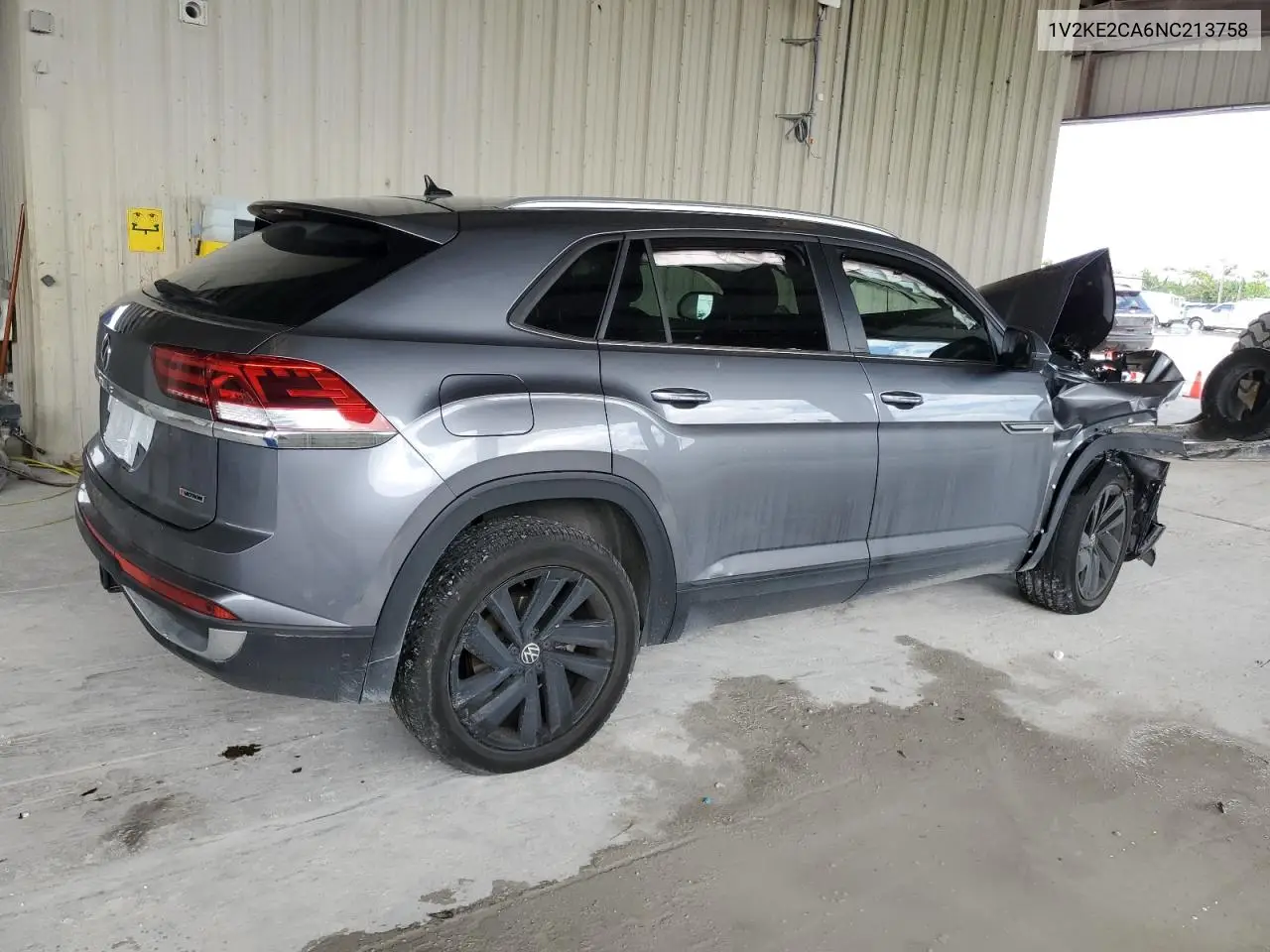 2022 Volkswagen Atlas Cross Sport Se VIN: 1V2KE2CA6NC213758 Lot: 56869825