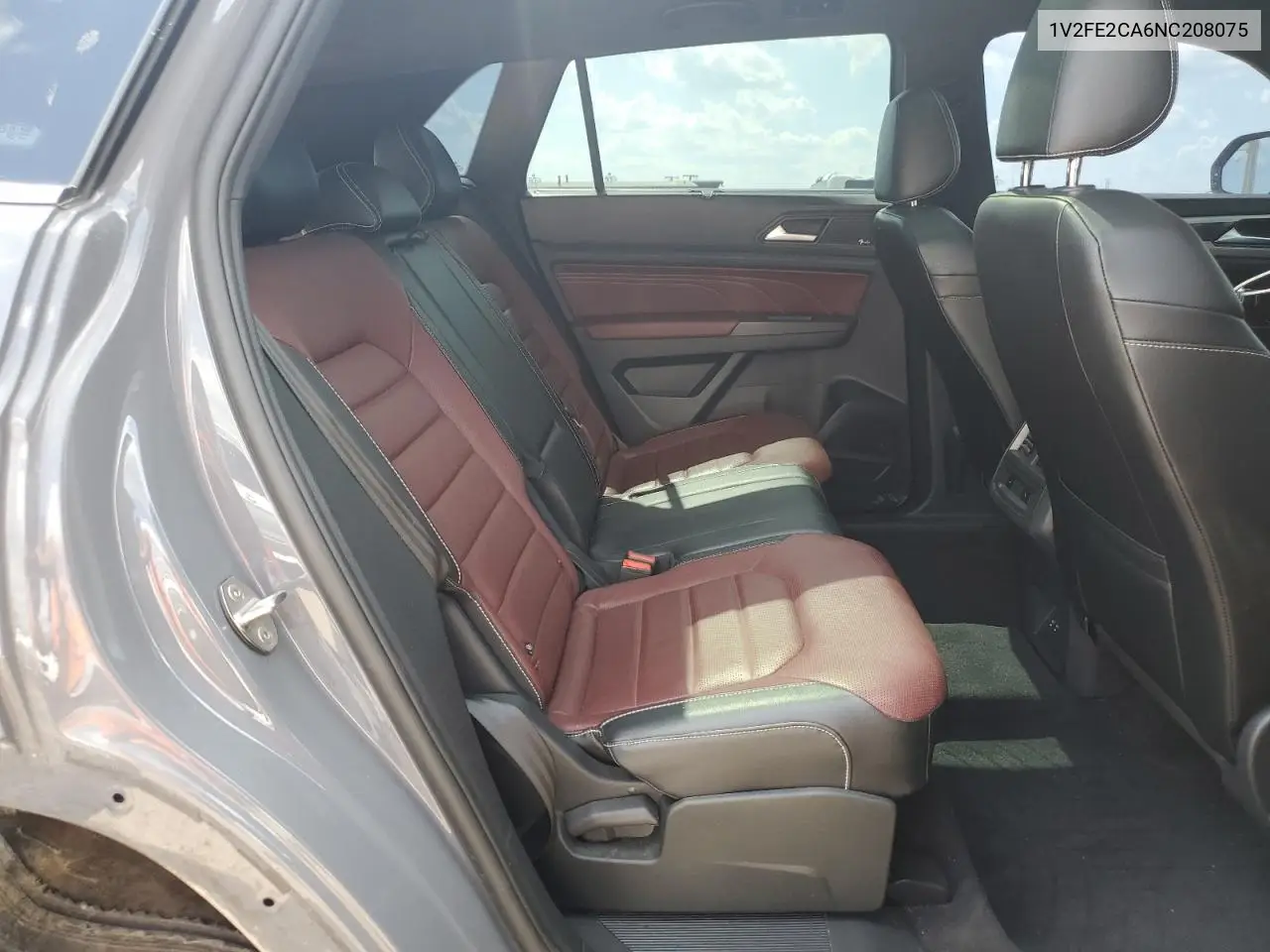 2022 Volkswagen Atlas Cross Sport Sel Premium R-Line VIN: 1V2FE2CA6NC208075 Lot: 61215525