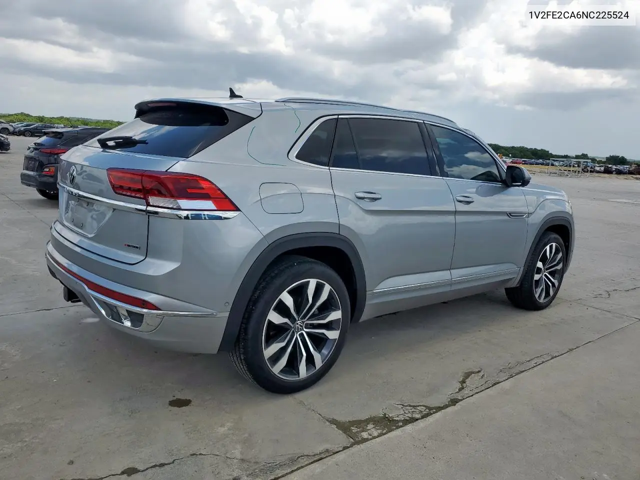 2022 Volkswagen Atlas Cross Sport Sel Premium R-Line VIN: 1V2FE2CA6NC225524 Lot: 63579645