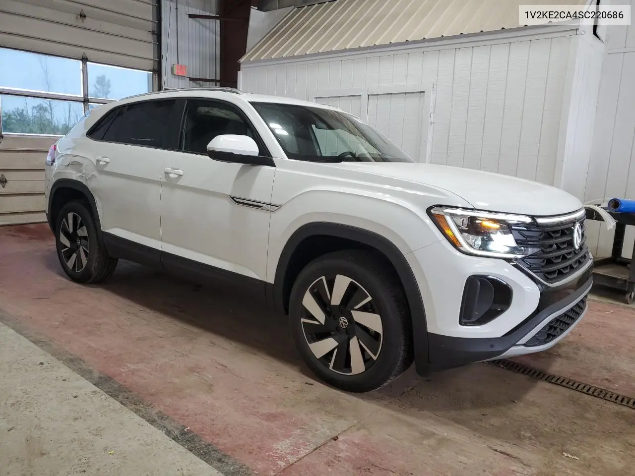 2025 Volkswagen Atlas Cross Sport Se VIN: 1V2KE2CA4SC220686 Lot: 60700075