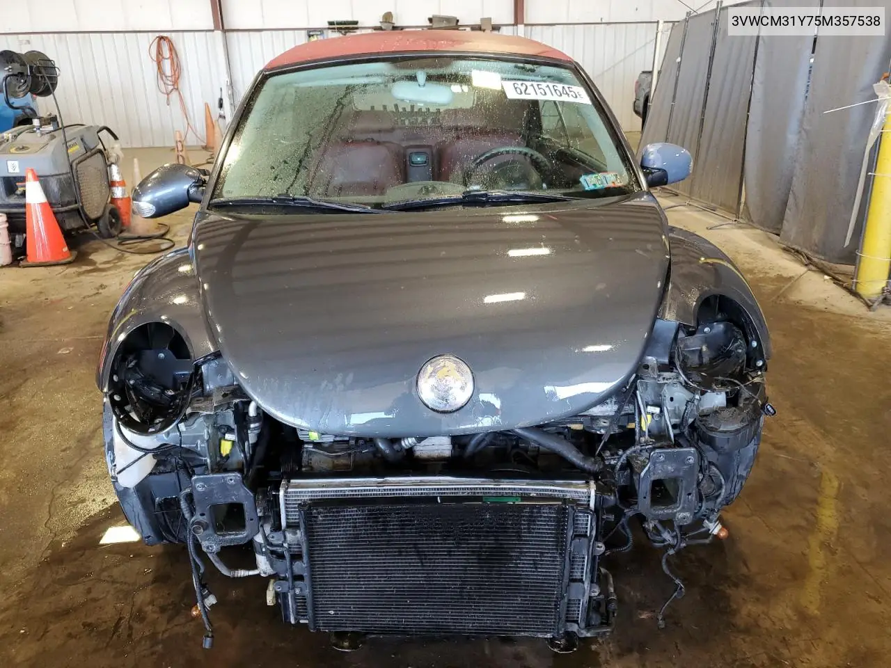 2005 Volkswagen New Beetle Gls VIN: 3VWCM31Y75M357538 Lot: 62151645
