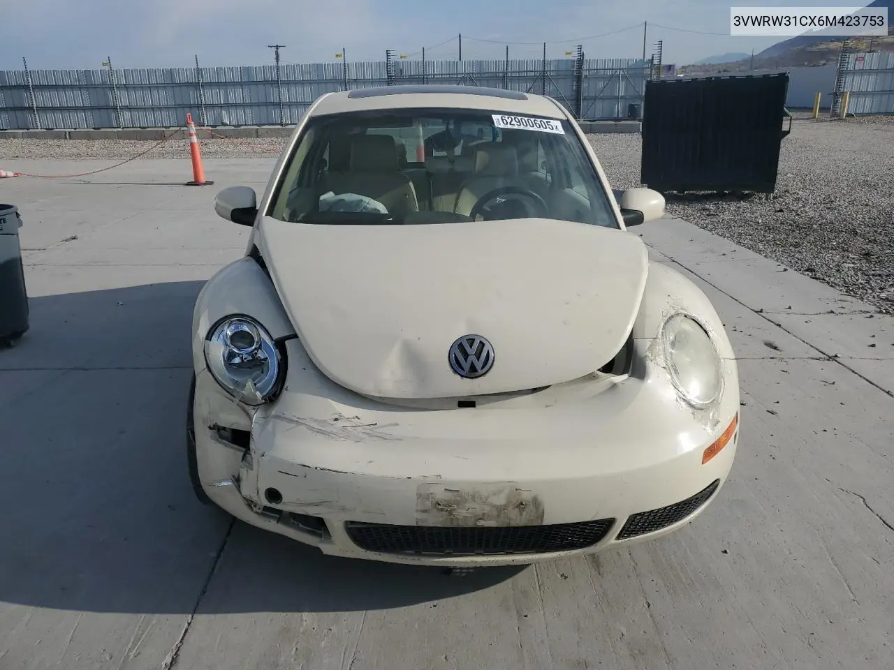 2006 Volkswagen New Beetle 2.5L Option Package 1 VIN: 3VWRW31CX6M423753 Lot: 62900605