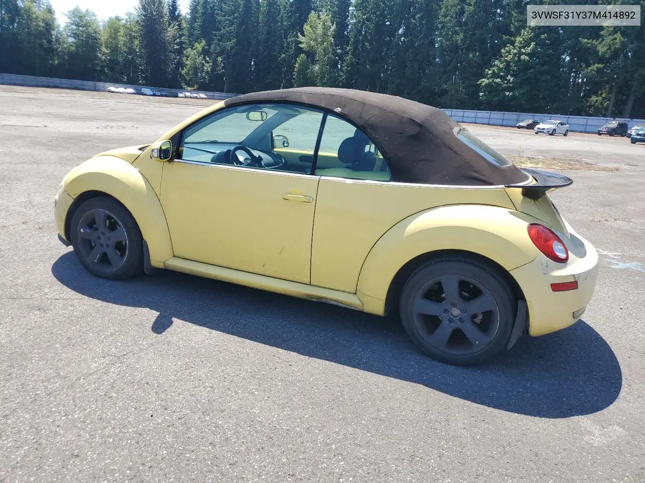 2007 Volkswagen New Beetle Convertible Option Package 2 VIN: 3VWSF31Y37M414892 Lot: 65466425