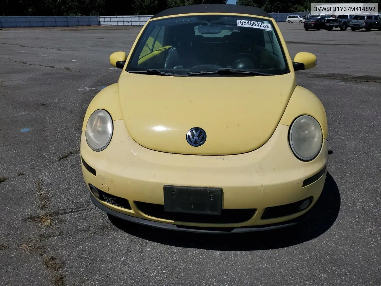 2007 Volkswagen New Beetle Convertible Option Package 2 VIN: 3VWSF31Y37M414892 Lot: 65466425