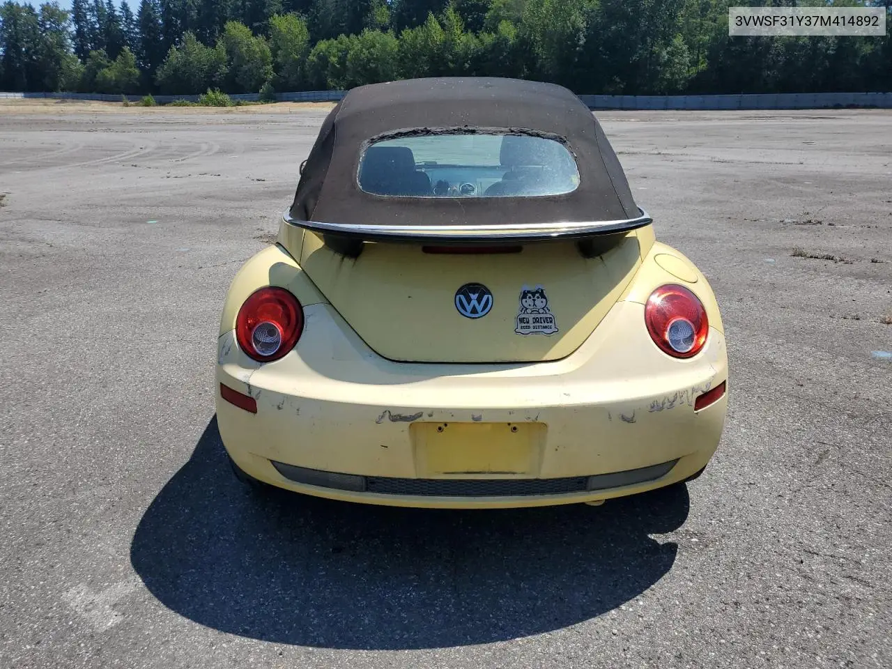 2007 Volkswagen New Beetle Convertible Option Package 2 VIN: 3VWSF31Y37M414892 Lot: 65466425
