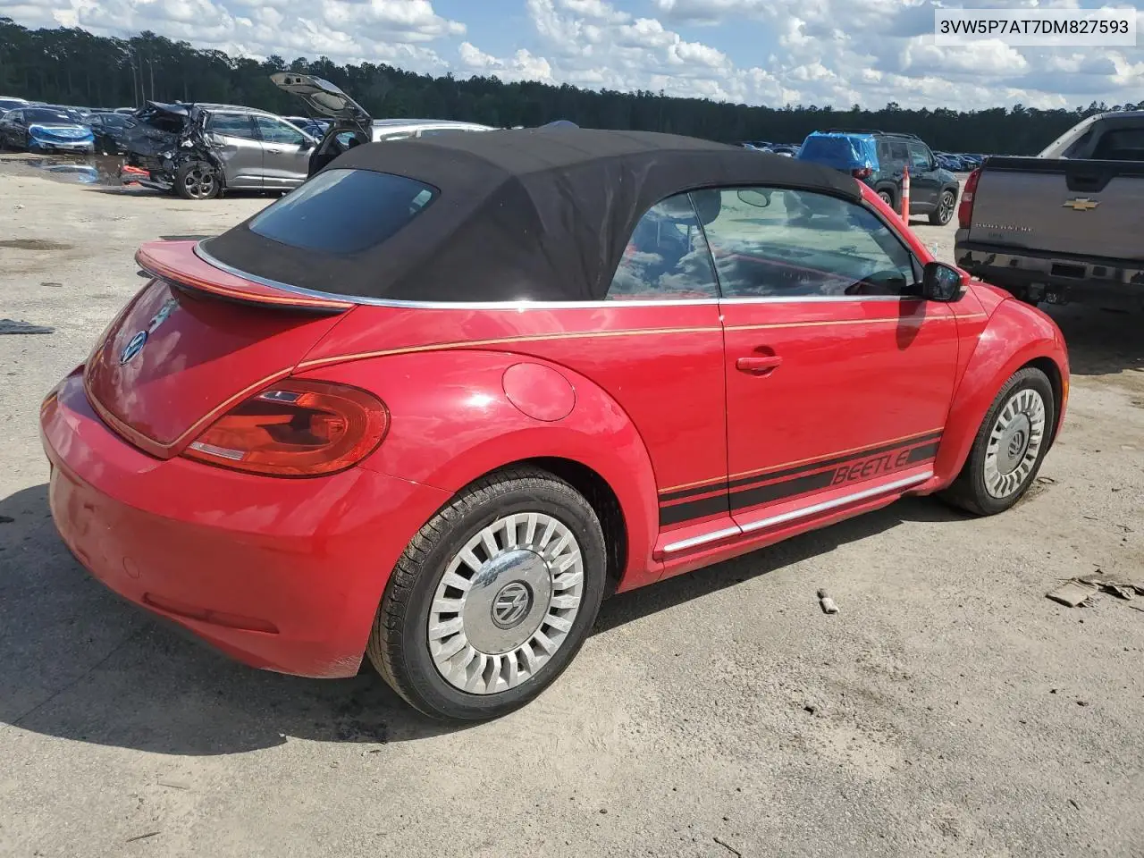 2013 Volkswagen Beetle VIN: 3VW5P7AT7DM827593 Lot: 56354885