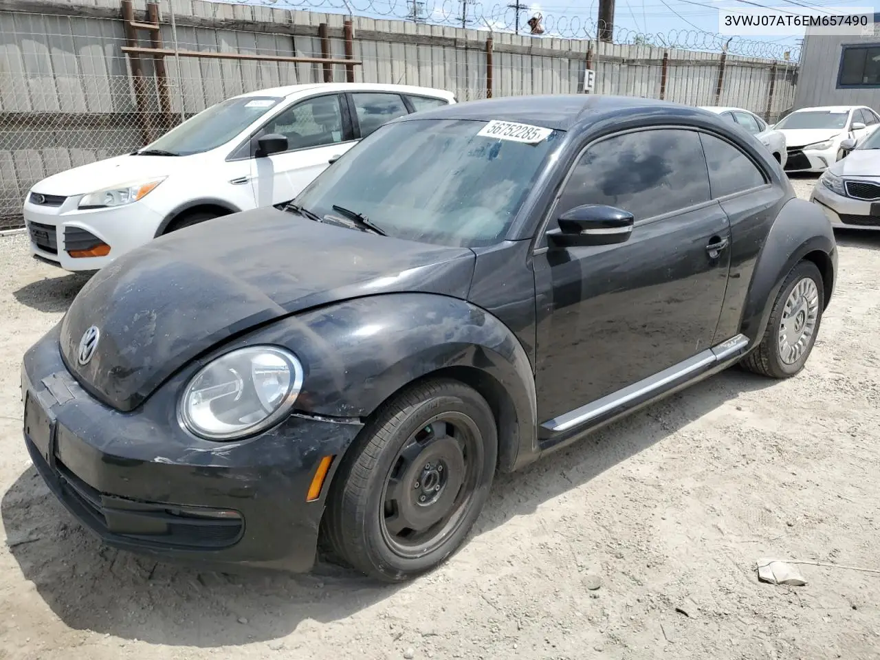 2014 Volkswagen Beetle VIN: 3VWJ07AT6EM657490 Lot: 56752285