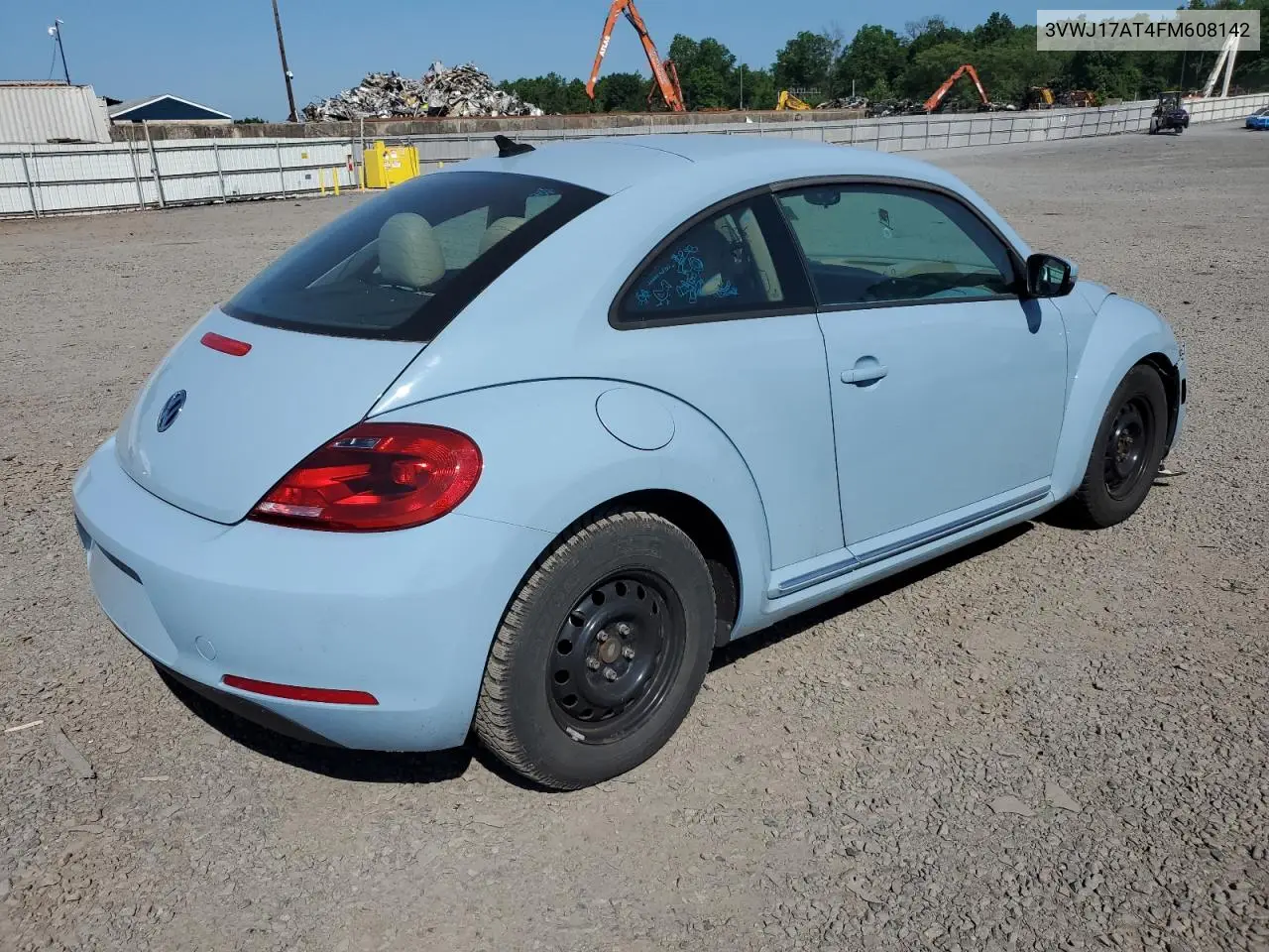2015 Volkswagen Beetle 1.8T VIN: 3VWJ17AT4FM608142 Lot: 62297385