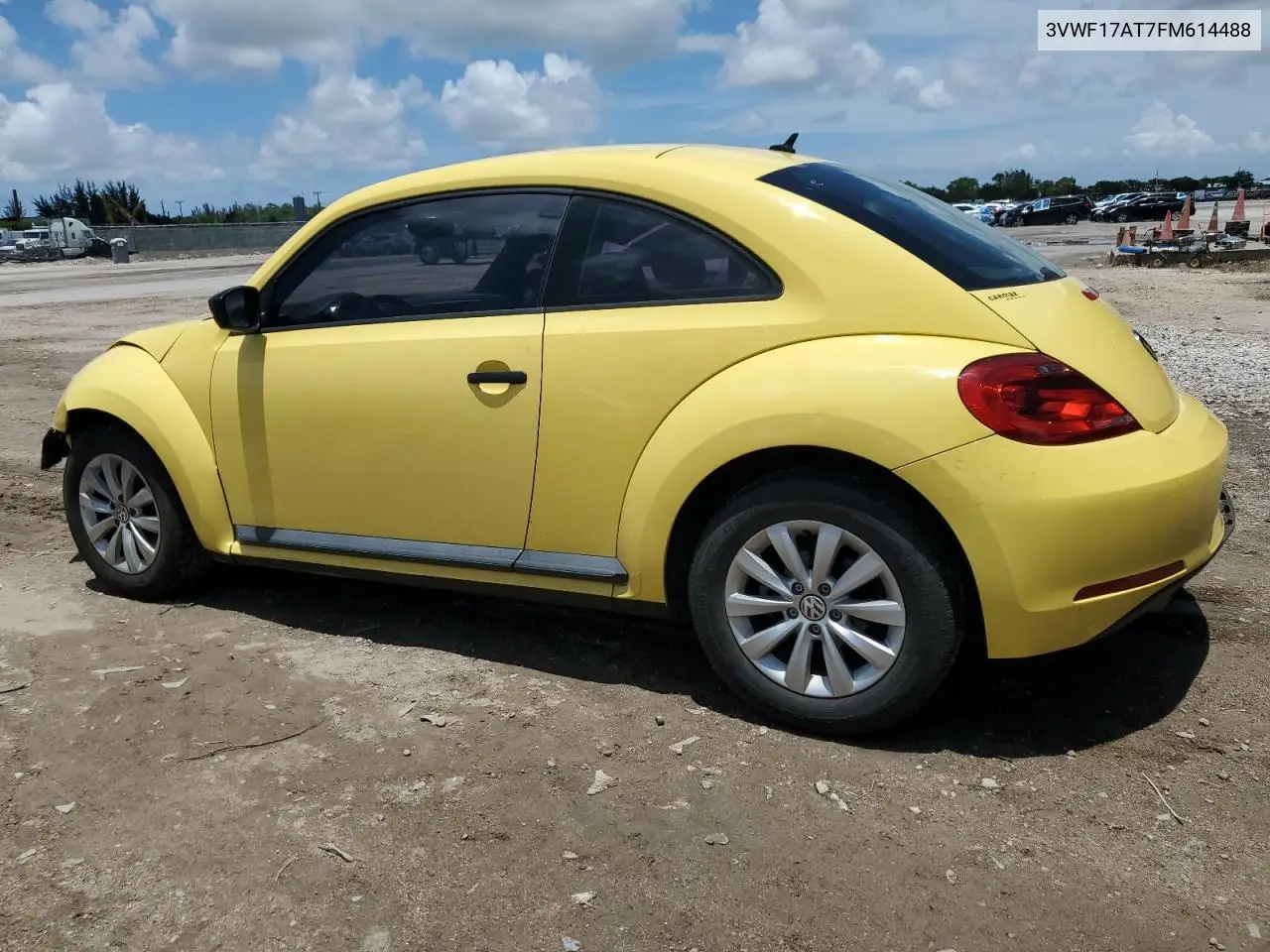 2015 Volkswagen Beetle 1.8T VIN: 3VWF17AT7FM614488 Lot: 62351275
