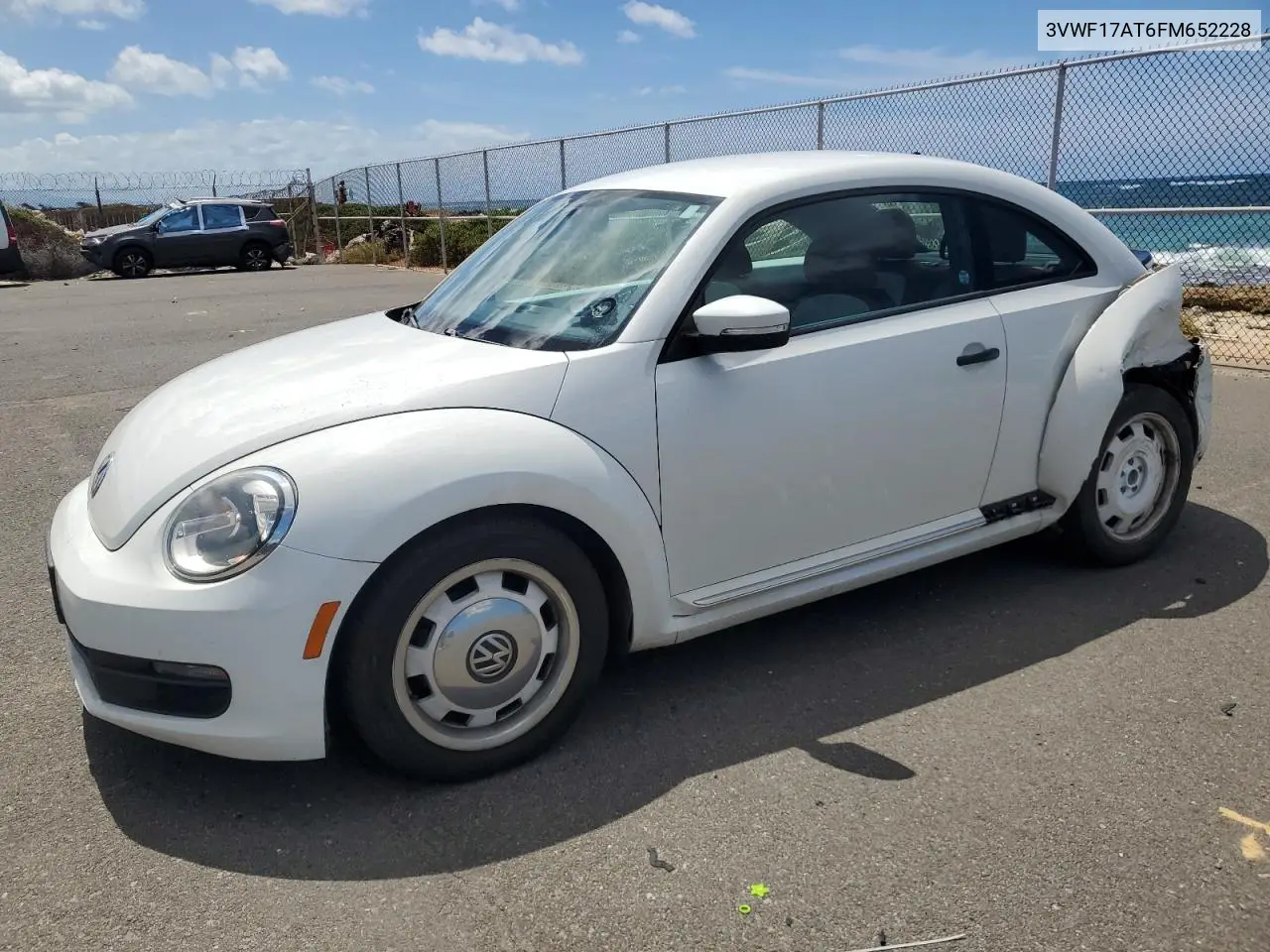 2015 Volkswagen Beetle 1.8T VIN: 3VWF17AT6FM652228 Lot: 62695995