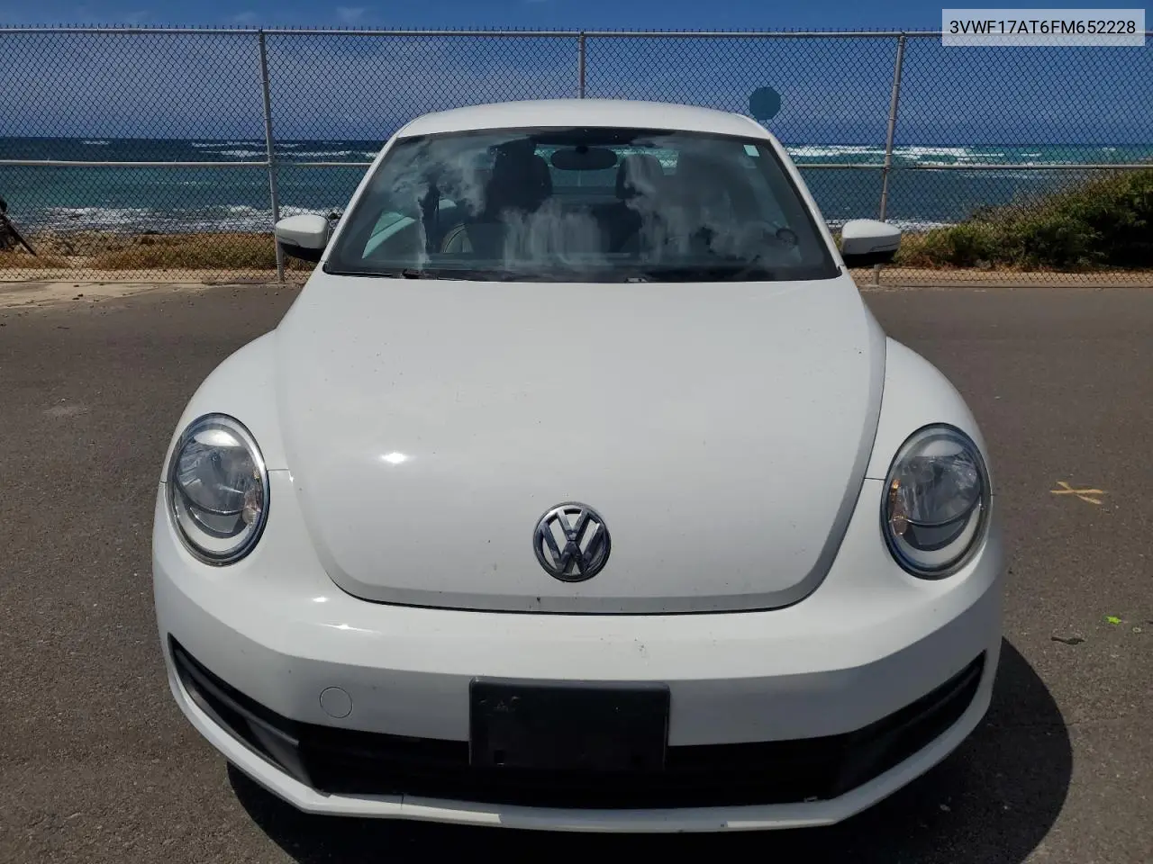 2015 Volkswagen Beetle 1.8T VIN: 3VWF17AT6FM652228 Lot: 62695995