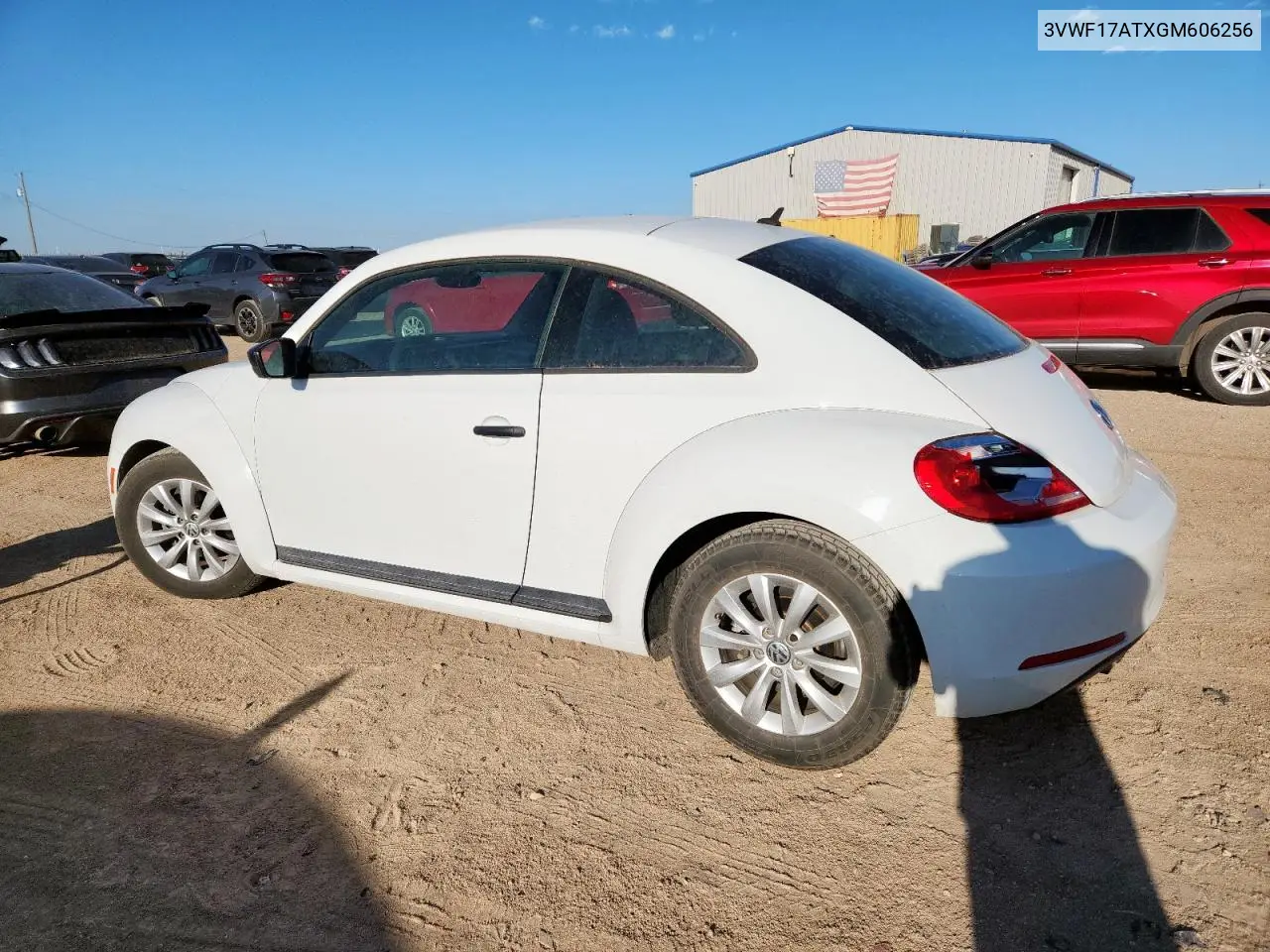 2016 Volkswagen Beetle 1.8T VIN: 3VWF17ATXGM606256 Lot: 61304265