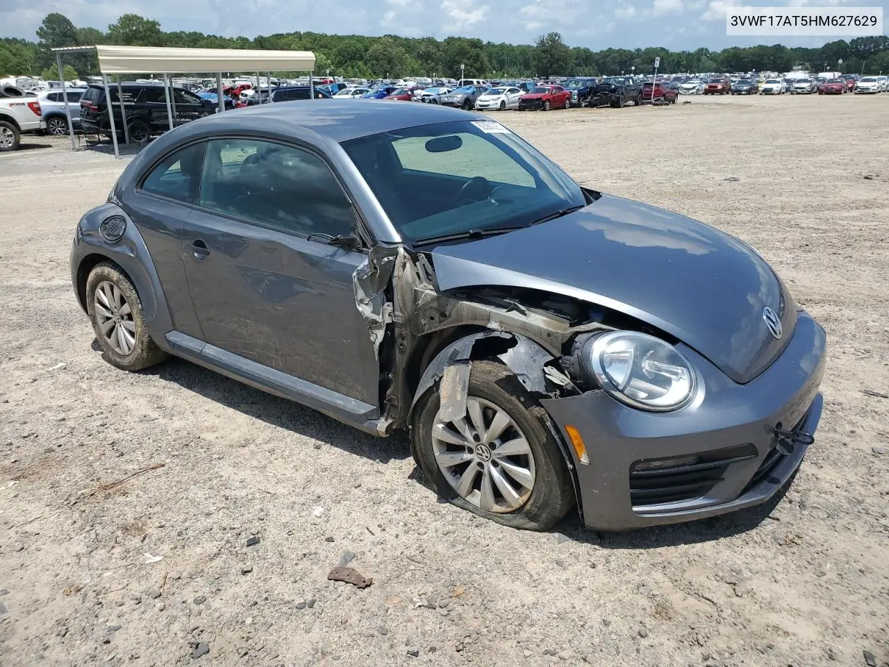 2017 Volkswagen Beetle 1.8T VIN: 3VWF17AT5HM627629 Lot: 62061025